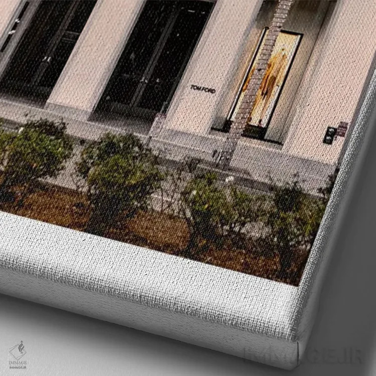 تابلو دکوراتیو ویترین فروشگاه مد تام فورد اثر نائومی دیویس - نمای نزدیک بافت بوم