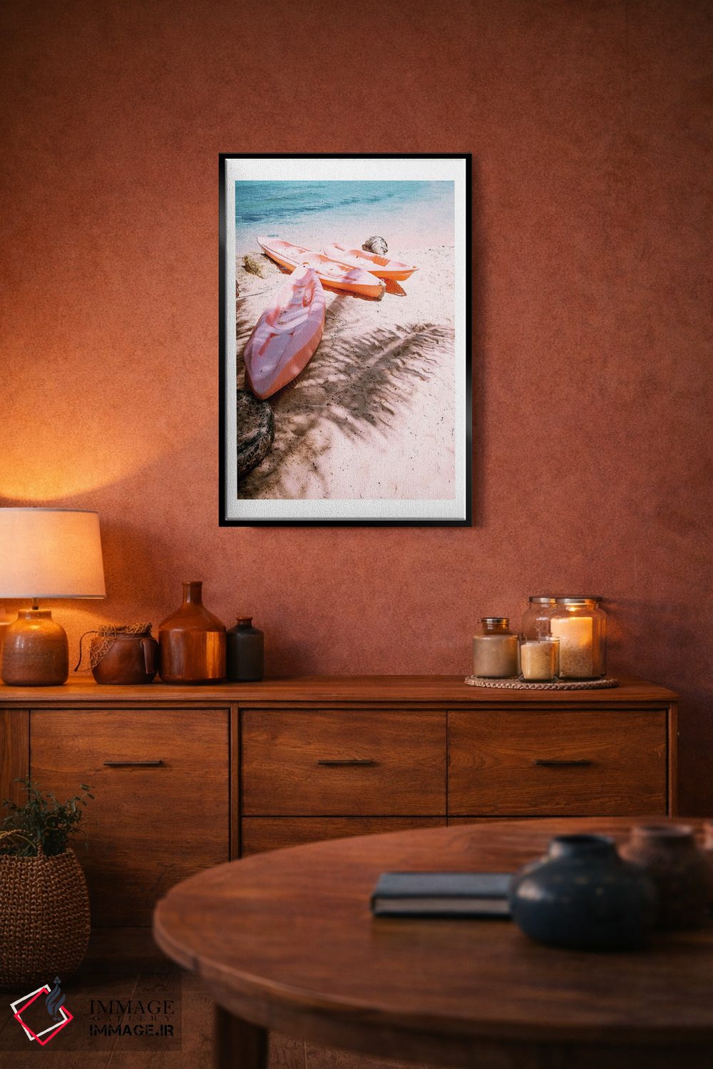 تابلو دکوراتیو ساحل قایق صورتی اثر نائومی دیویس - D5B