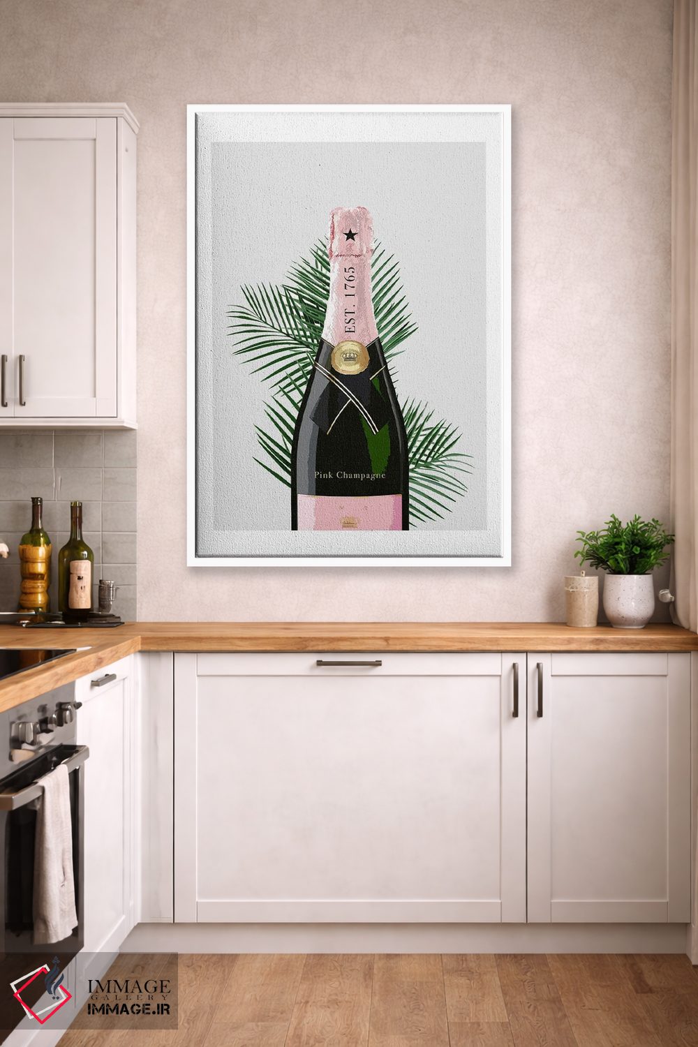 تابلو دکوراتیو بطری شامپاین صورتی خاکستری اثر نائومی دیویس - D4W
