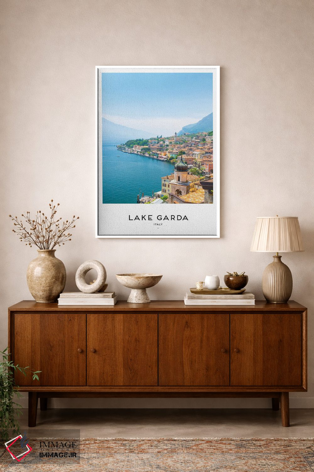 تابلو دکوراتیو دریاچه گاردا ایتالیا اثر نائومی دیویس - D1W