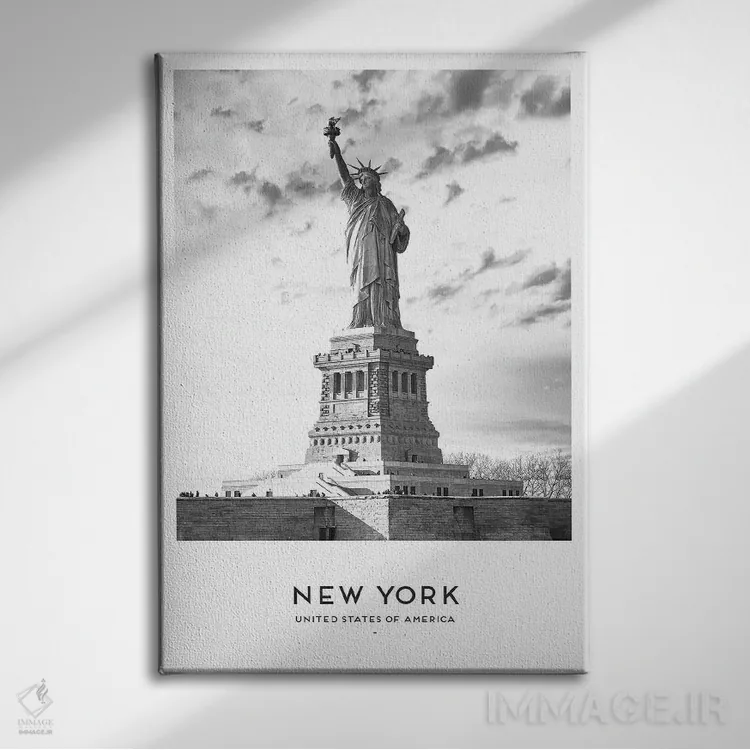 تابلو دکوراتیو مجسمه آزادی نیویورک اثر نائومی دیویس - نمای روبهرو روی دیوار