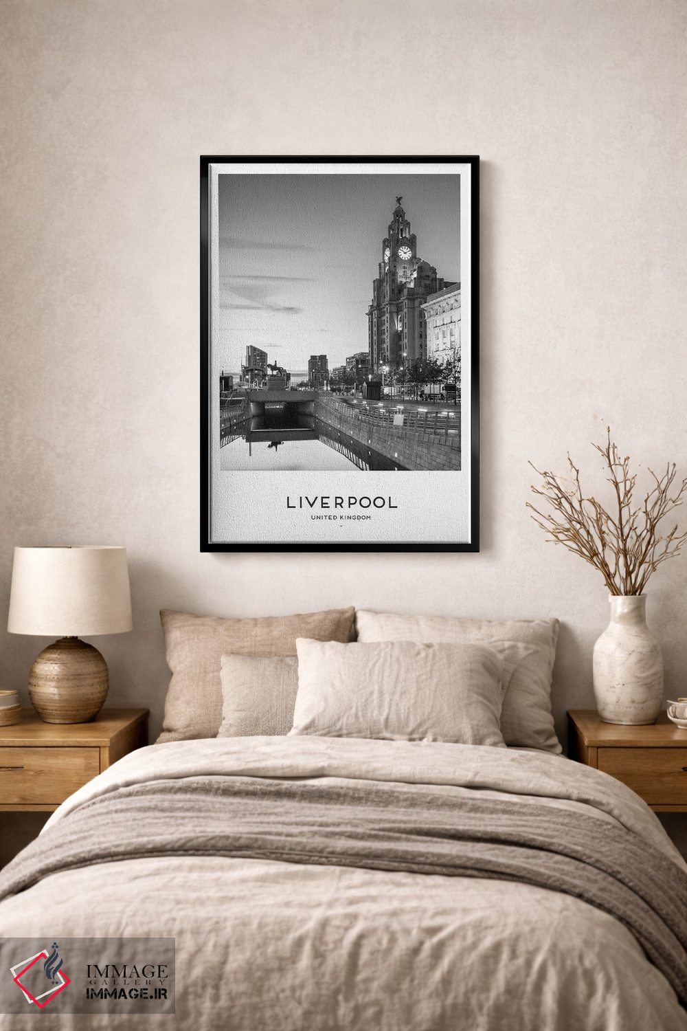 تابلو دکوراتیو لیورپول اثر نائومی دیویس - D1B