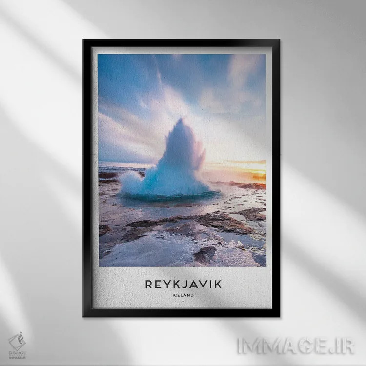 تابلو دکوراتیو ریکیاویک ایسلند اثر نائومی دیویس - نمای قابدار مشکی