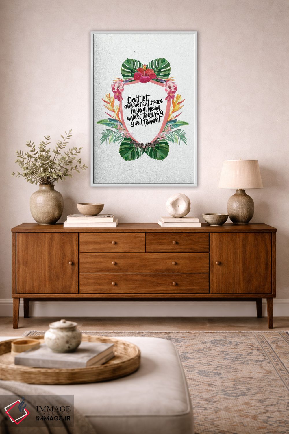 تابلو مینیمال فضای اجاره ای اثر آملیا نویز - D2W