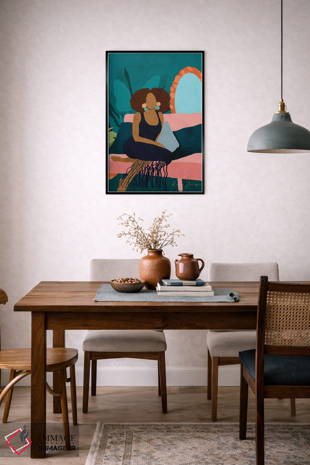 تابلو مینیمال روی کاناپه ام اثر رینا نوریگا - D6B