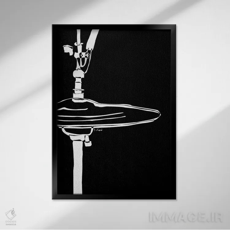 تابلو مینیمال سنج درام مشکی اثر نیسه کرونا - نمای قابدار مشکی