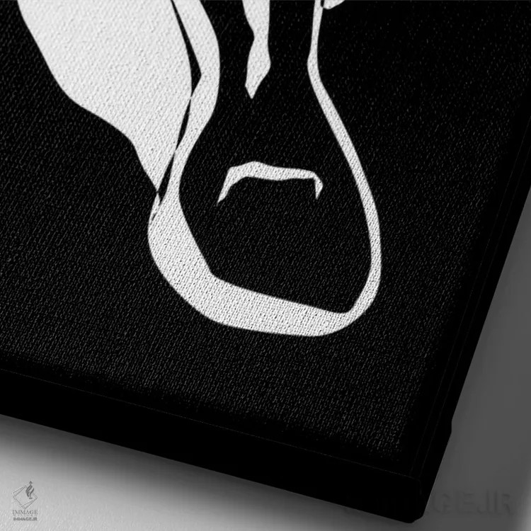 تابلو مینیمال کیک درام مشکی اثر نیسه کرونا - نمای نزدیک بافت بوم