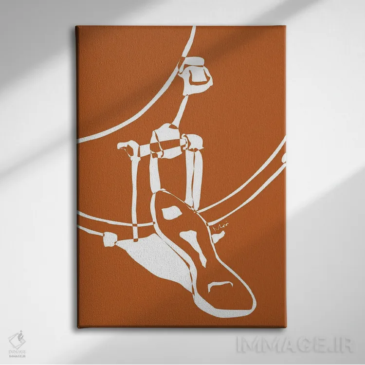 تابلو مینیمال کیک درام سفالی اثر نیسه کرونا - نمای روبهرو روی دیوار