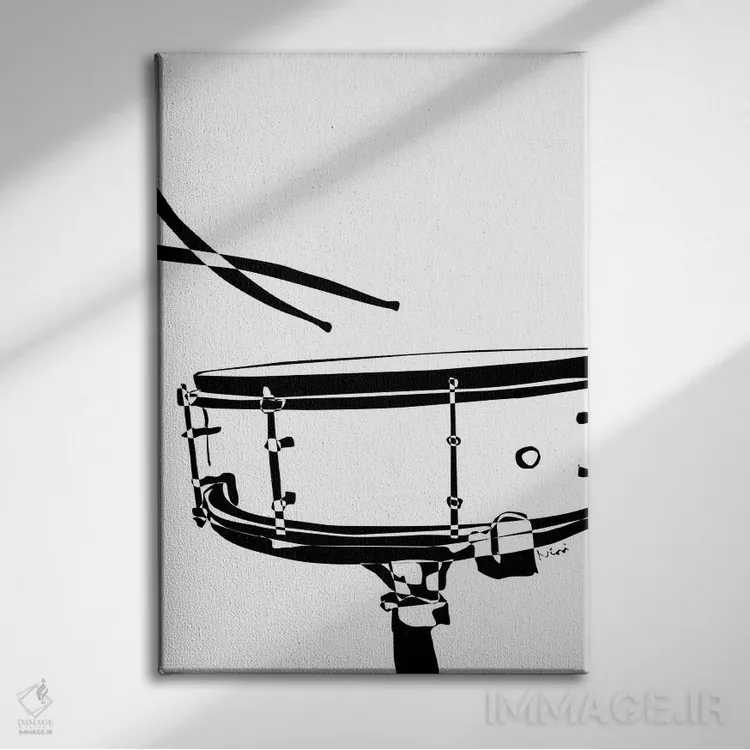 تابلو مینیمال طبل اسنیر سفید اثر نیسه کرونا - نمای روبهرو روی دیوار