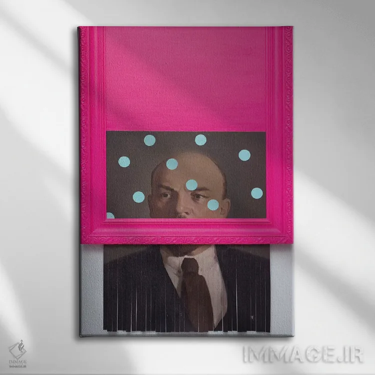 تابلو دکوراتیو لنین تکه تکه شده اثر الکساندر بالبیشف - نمای روبهرو روی دیوار