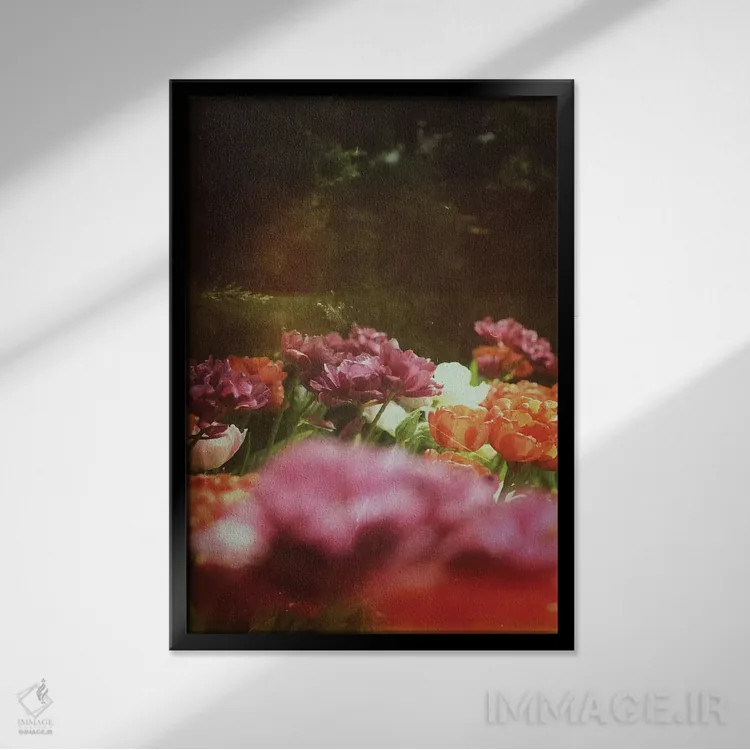 تابلو دکوراتیو رقص در تاریکی اثر اولیویا جوی سنت کلر - نمای قابدار مشکی