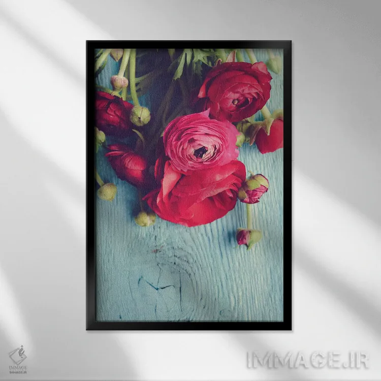 تابلو دکوراتیو گل اثر اولیویا جوی سنت کلر - نمای قابدار مشکی