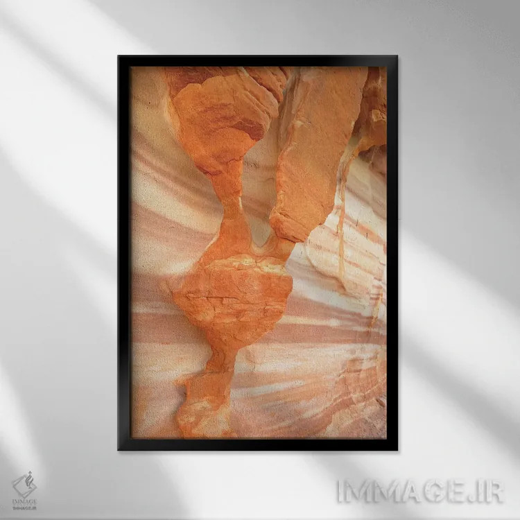 تابلو دکوراتیو آمریکا، نوادا. پارک ایالتی دره آتش. ماسه سنگ قرمز تراش خورده اثر کوین اوک - نمای قابدار مشکی