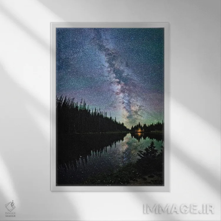 تابلو دکوراتیو نمایی از کهکشان راه شیری از دریاچه ایرن، کوه های راکی کلرادو اثر اولنا آرت - نمای قابدار سفید
