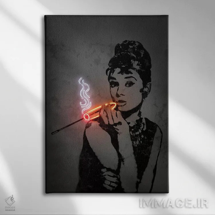 تابلو دکوراتیو آدری اثر اکتاویان میلو - نمای روبهرو روی دیوار