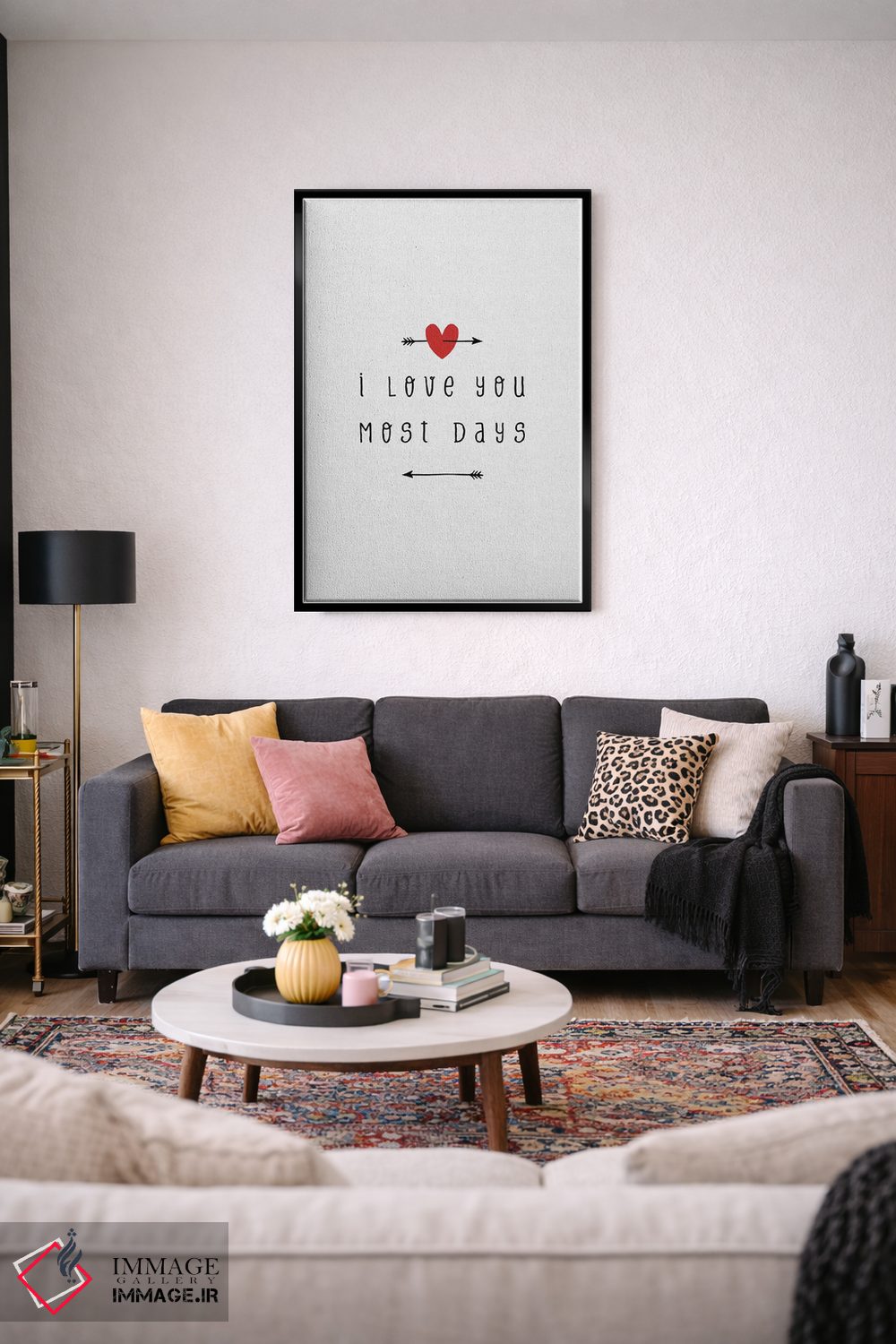 تابلو مینیمال بیشتر روزها دوستت دارم اثر اورارا استودیو - D2B
