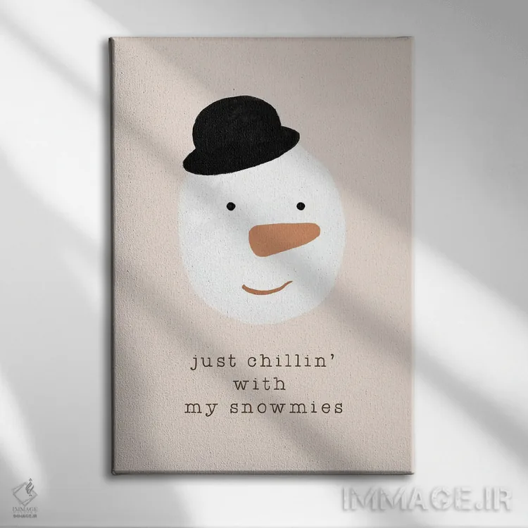 تابلو مینیمال ریلکس با برفی رفیقام اثر اورارا استودیو - نمای روبهرو روی دیوار