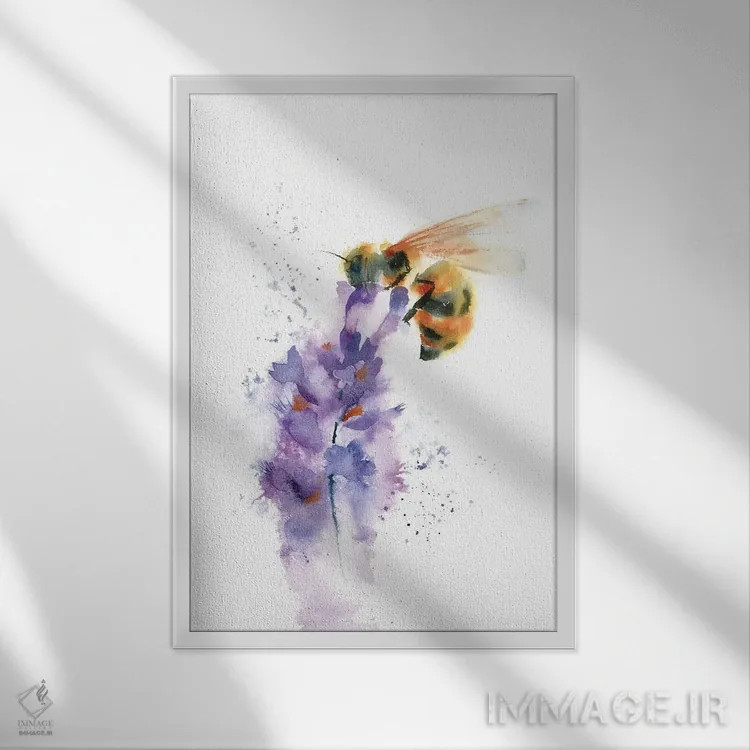 تابلو دکوراتیو زنبور روی بنفشه کوهی اثر الگا چفرانوف - نمای قابدار سفید