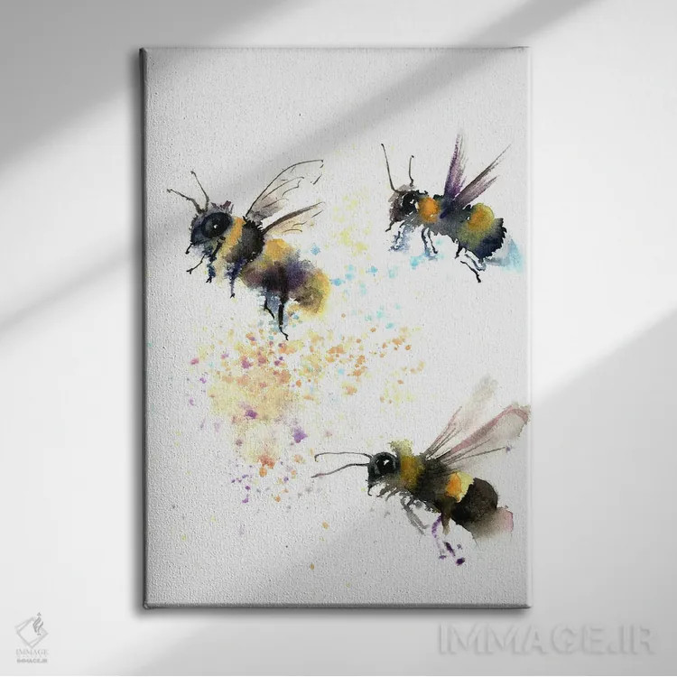 تابلو دکوراتیو سه زنبور اثر الگا چفرانوف - نمای روبهرو روی دیوار