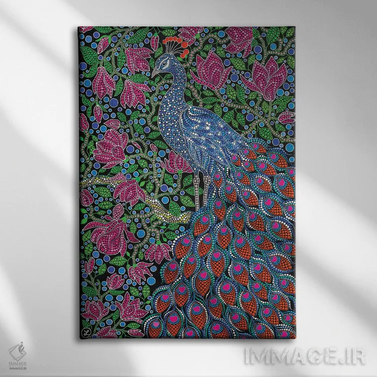 تابلو دکوراتیو "طاووس" اثر اکسانا لازاری - نمای روبهرو روی دیوار