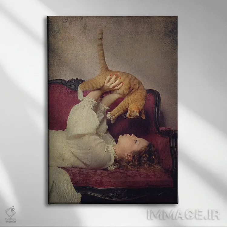 تابلو دکوراتیو عاشق گربه اثر مونیکا وانهرکه - نمای روبهرو روی دیوار