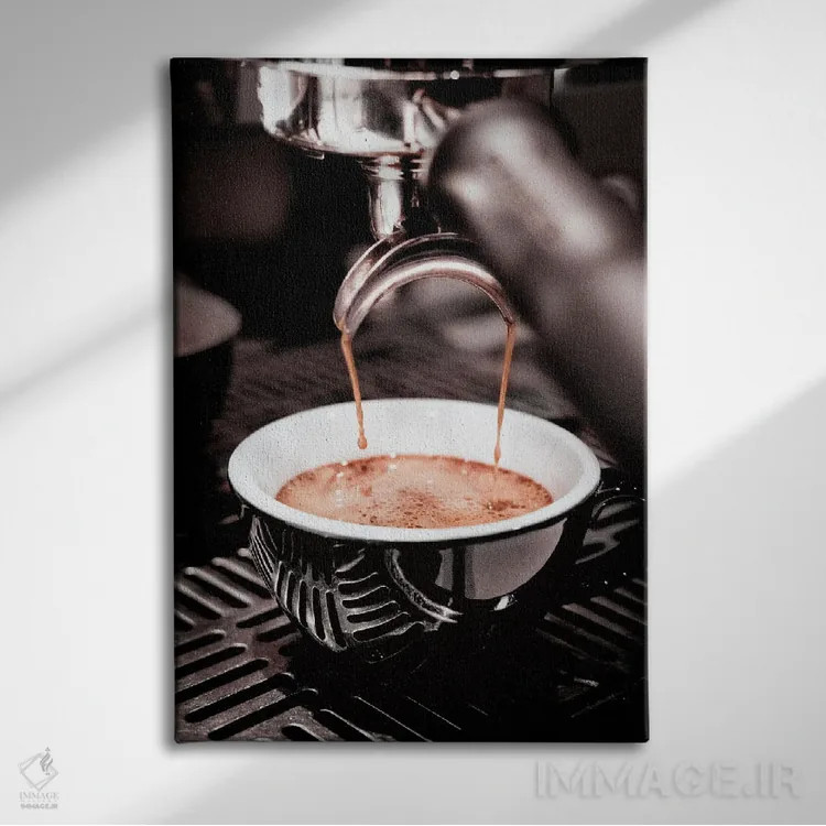 تابلو دکوراتیو قهوه شماره ۵ اثر استودیو ۱ایکس ۳ - نمای روبهرو روی دیوار