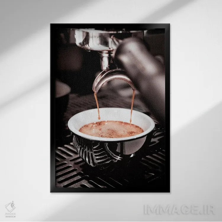 تابلو دکوراتیو قهوه شماره ۵ اثر استودیو ۱ایکس ۳ - نمای قابدار مشکی