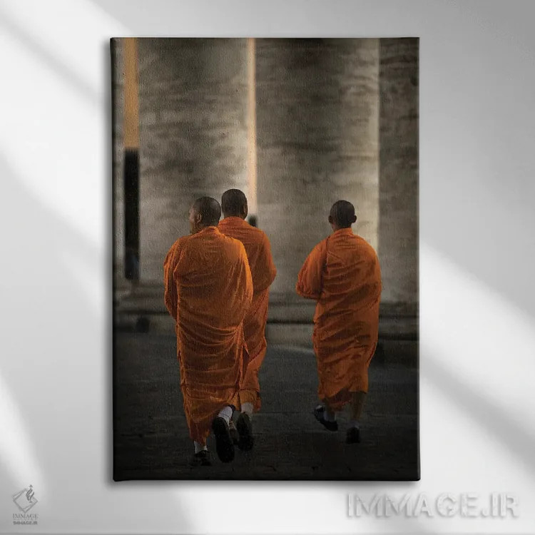 تابلو دکوراتیو مهمانان نارنجی اثر فولویو پله گرینی - نمای روبهرو روی دیوار