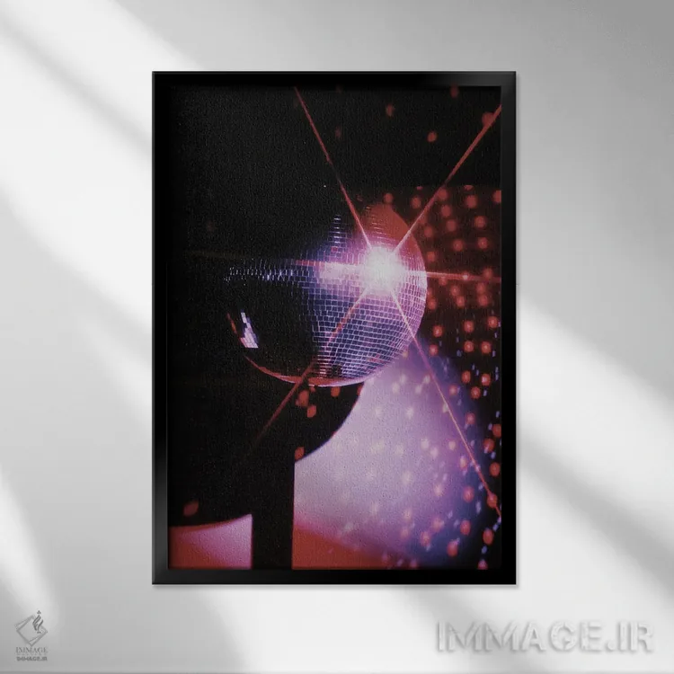 تابلو دکوراتیو تب دیسکو اثر سامانتا هیرن - نمای قابدار مشکی