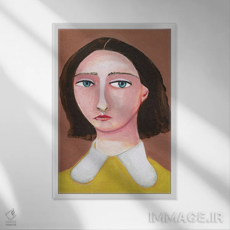تابلو دکوراتیو خانم نگاه کننده اثر شارین بورسیک - نمای قابدار سفید