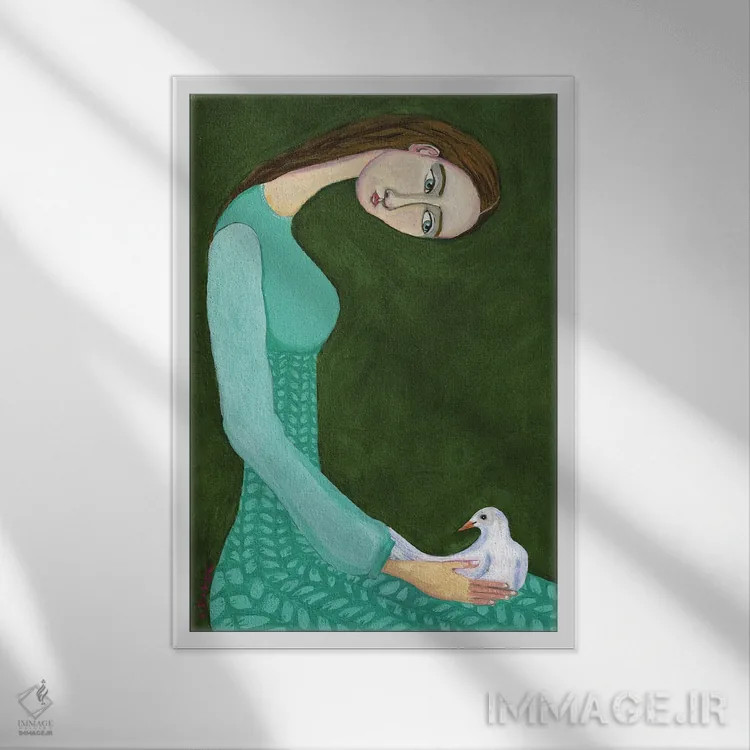 تابلو دکوراتیو خانمی نشسته همراه با کبوتر سفید اثر شارین بورسیک - نمای قابدار سفید