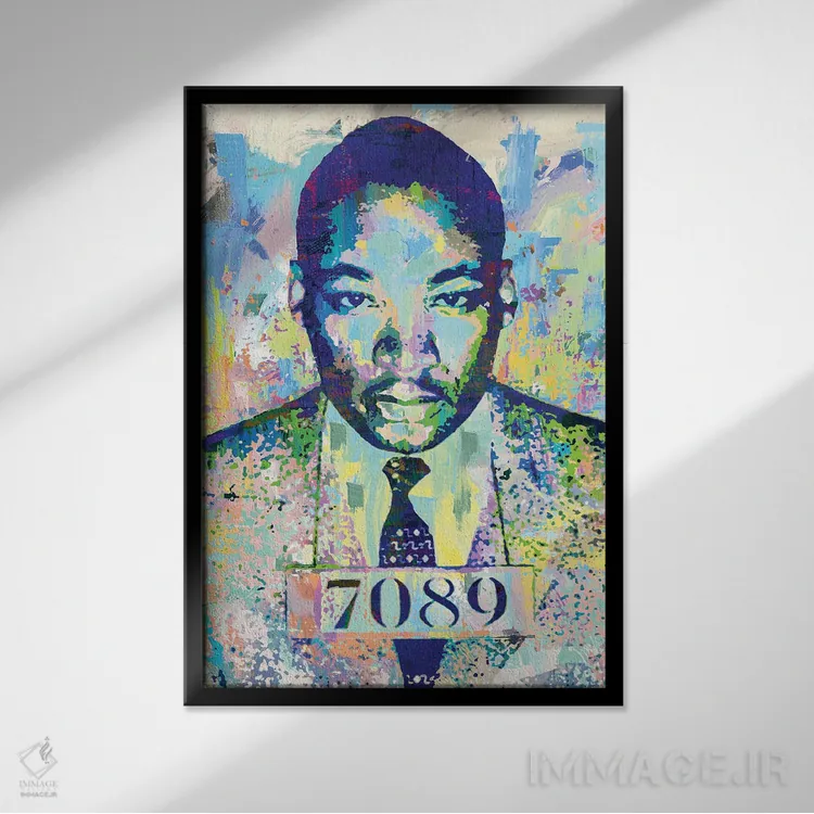 تابلو دکوراتیو عکس دستگیری مارتین لوتر کینگ اثر کارخانه پاپ آرت - نمای قابدار مشکی