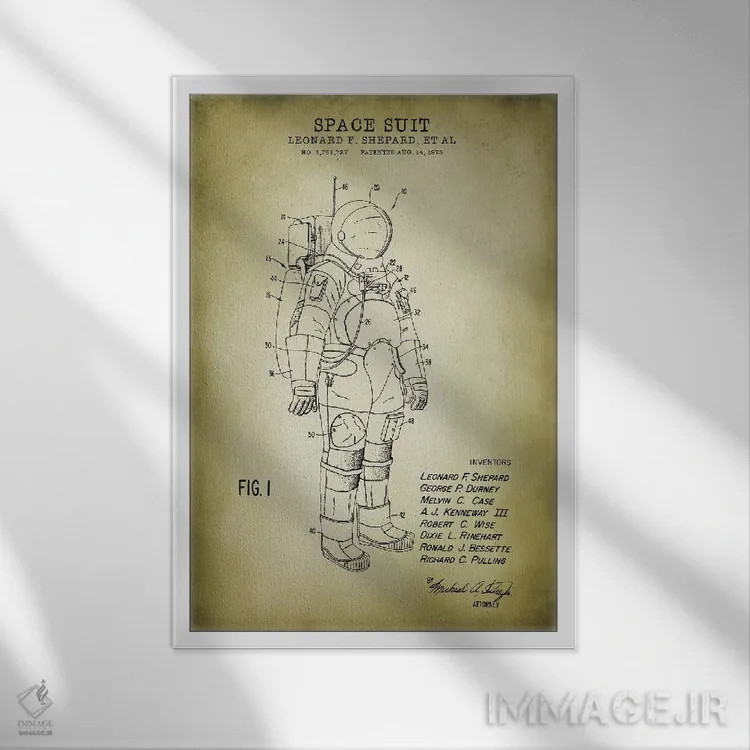 تابلو دکوراتیو لباس فضانوردی I اثر پتنت پرینت استور - نمای قابدار سفید