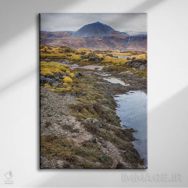 تابلو دکوراتیو ایسلند بودیر ۳ اثر مارک پائولدا - نمای روبهرو روی دیوار