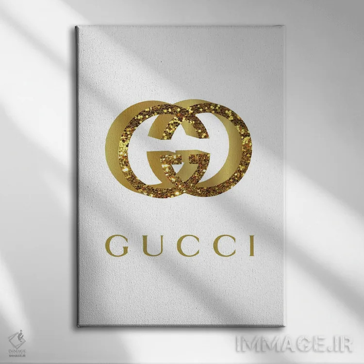 تابلو دکوراتیو طلای گوچی اثر مارتینا پاولوا - نمای روبهرو روی دیوار