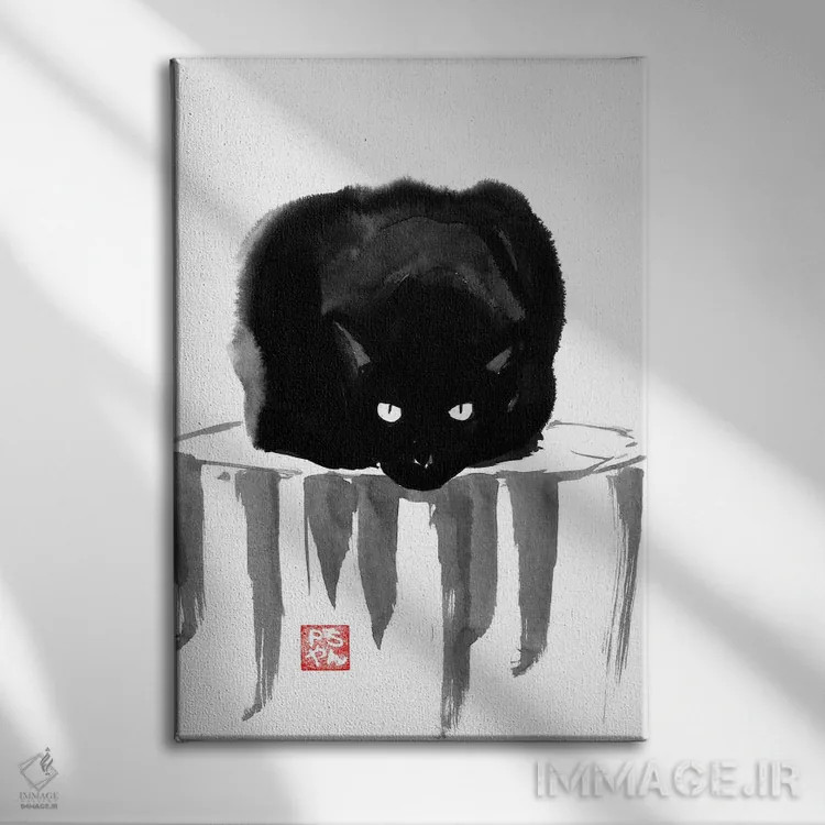 تابلو دکوراتیو گربه سیاه روی چوب اثر پشان - نمای روبهرو روی دیوار