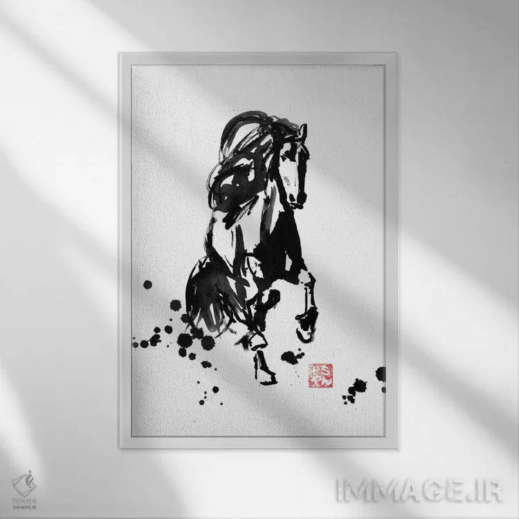 تابلو دکوراتیو اسب در حال دویدن اثر پشان - نمای قابدار سفید