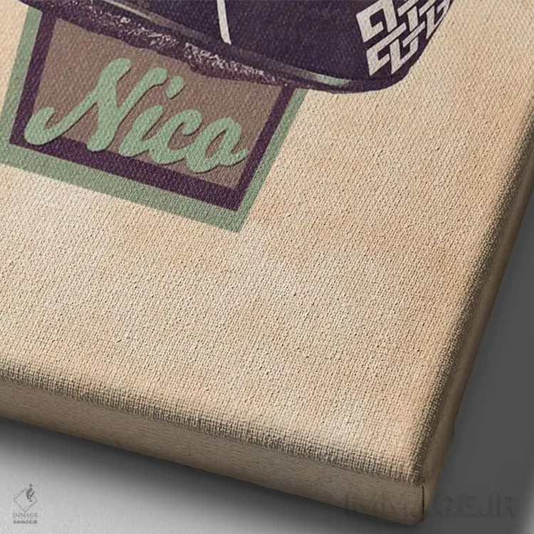 تابلو دکوراتیو کلاه ایمنی قدیمی نیکو روزبرگ اثر پاپ کالت پوسترز - نمای نزدیک بافت بوم