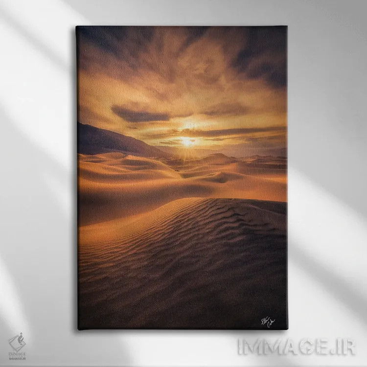 تابلو دکوراتیو چشم طلایی اثر پیتر کسکن - نمای روبهرو روی دیوار