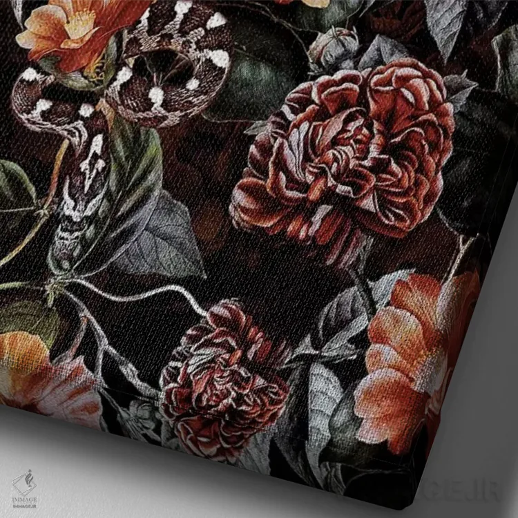 تابلو دکوراتیو مار اثر ریزا پکر - نمای نزدیک بافت بوم