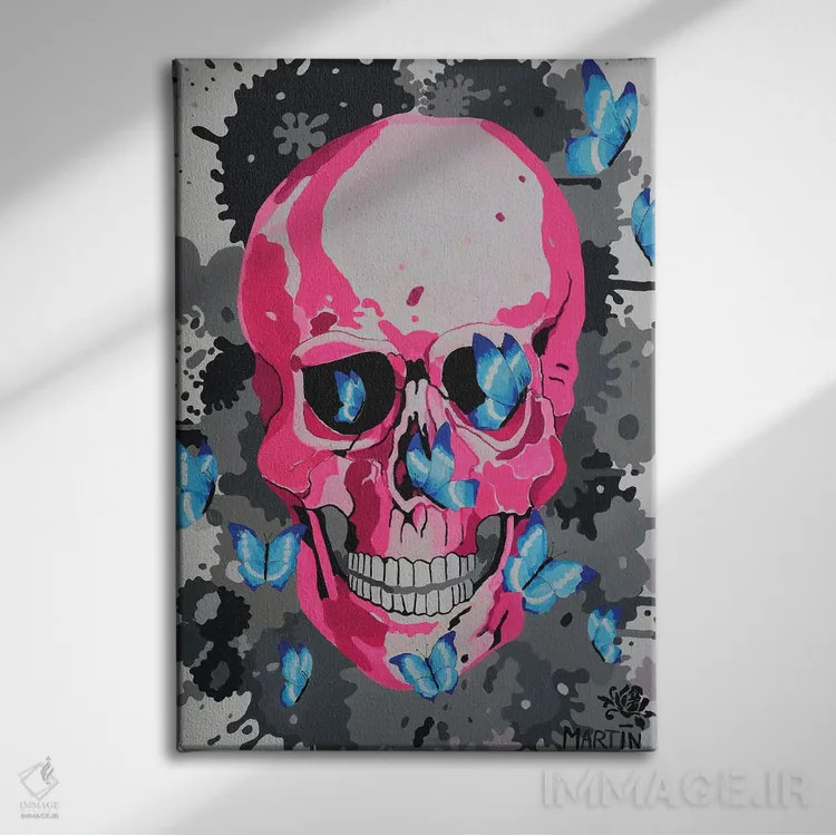 تابلو دکوراتیو جمجمه صورتی و پروانه ها اثر پیتر مارتین - نمای روبهرو روی دیوار