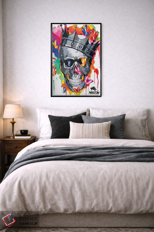 تابلو دکوراتیو جمجمه با تاج و پروانه ها اثر پیتر مارتین - D6B