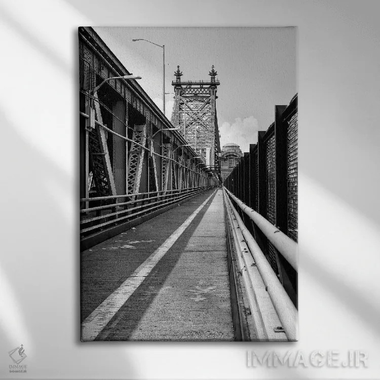 تابلو دکوراتیو یک خط اثر فیلیپ هوگونار - نمای روبهرو روی دیوار