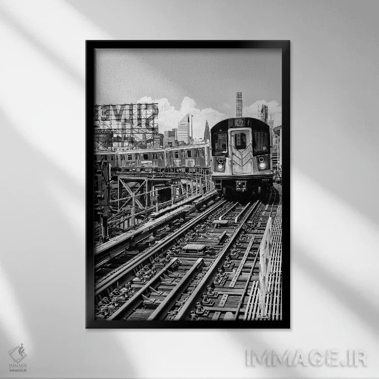 تابلو دکوراتیو خط ۷ کوئینز اثر فیلیپ هوگونار - نمای قابدار مشکی