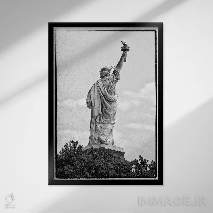 تابلو دکوراتیو مجسمه آزادی III اثر فیلیپ هوگونار - نمای قابدار مشکی