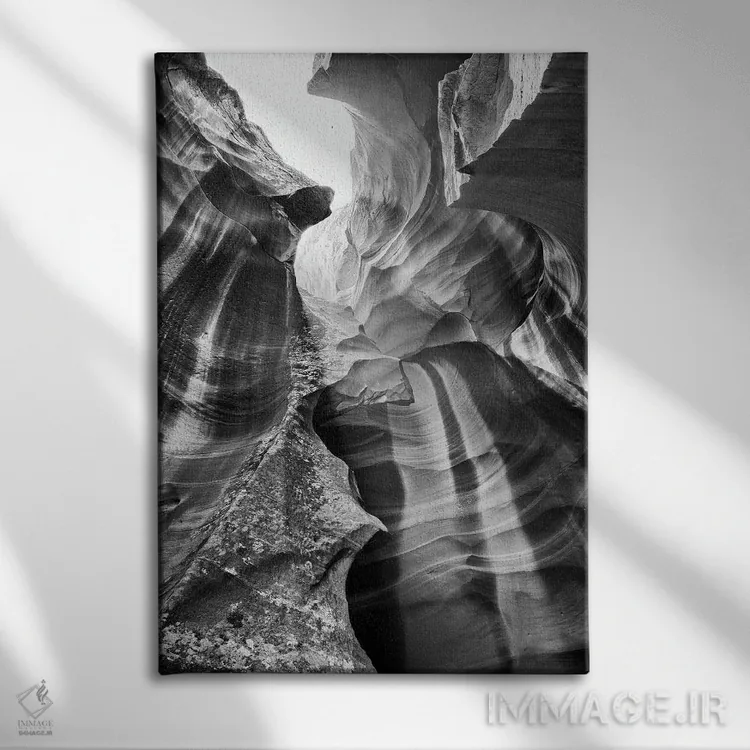 تابلو دکوراتیو سری سیاه آریزونا اثر فیلیپ هوگونار - نمای روبهرو روی دیوار