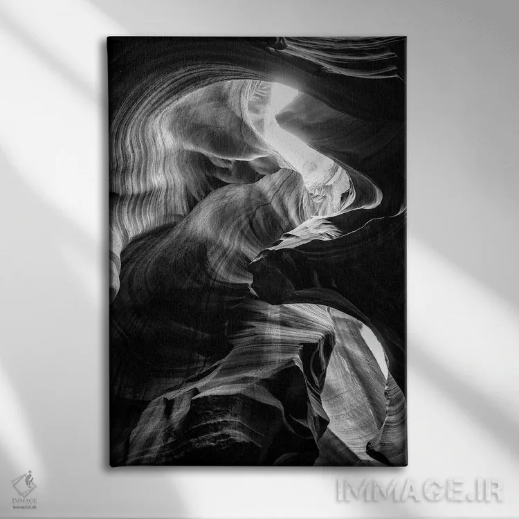 تابلو دکوراتیو سری سیاه آریزونا اثر فیلیپ هوگونار - نمای روبهرو روی دیوار