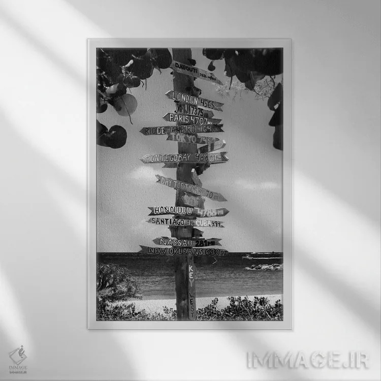 تابلو راهنمای کی وست II اثر فیلیپ هوگونار - نمای قابدار سفید