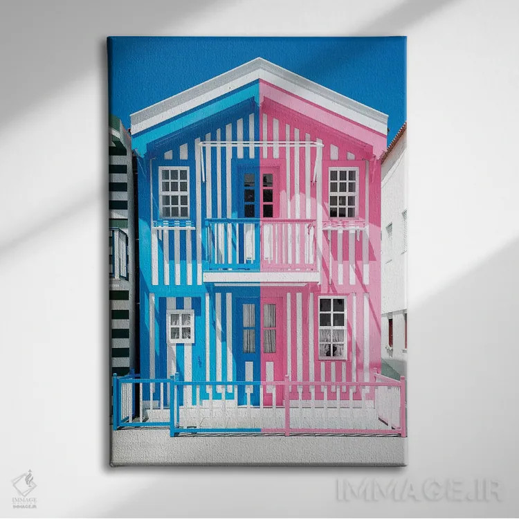 تابلو دکوراتیو "خانه راه راه رنگارنگ آبی و صورتی" اثر فیلیپ هوگونار - نمای روبهرو روی دیوار