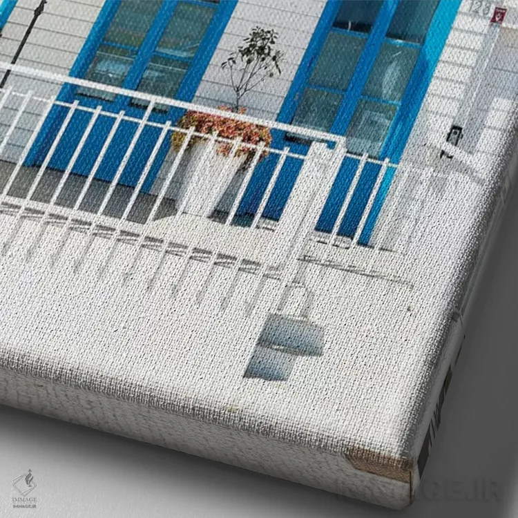 تابلو دکوراتیو "خانه سفید با پنجره های آبی" اثر فیلیپ هوگونار - نمای نزدیک بافت بوم